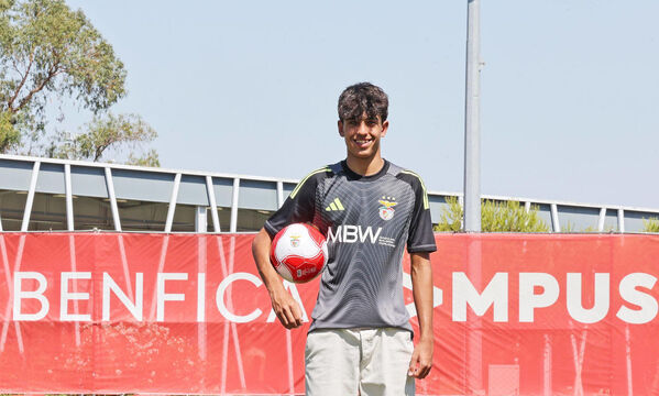 Benfica Manuel Pires Contrato Futebol Formação